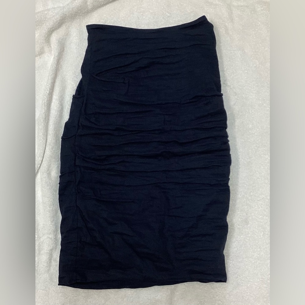 Elegant Black Ruched Skirt
